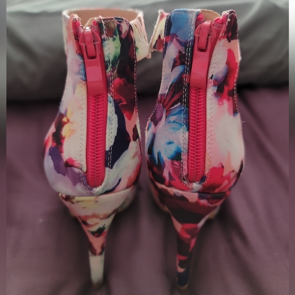 DREAM PAIRS Women's Floral High Heel Plaform Dress Pump Shoes Size 7.5 - Picture 8 of 10